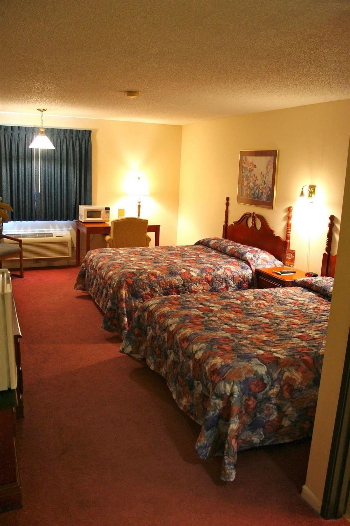 Cobbler Inn Линкълн Екстериор снимка